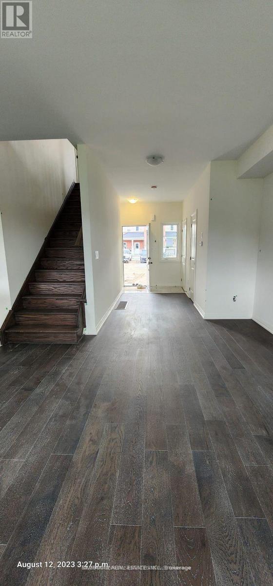 44 Lahey Crescent, Penetanguishene, Ontario  L9M 0W1 - Photo 9 - S12553100