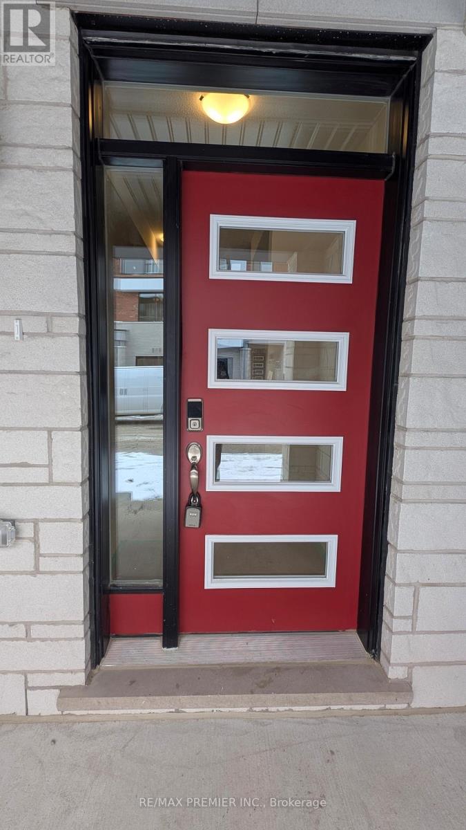 11 Pearen Lane, Barrie, Ontario  L9J 1A4 - Photo 2 - S12553124