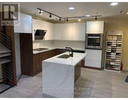 40 MELFORD DRIVE, Toronto, Ontario