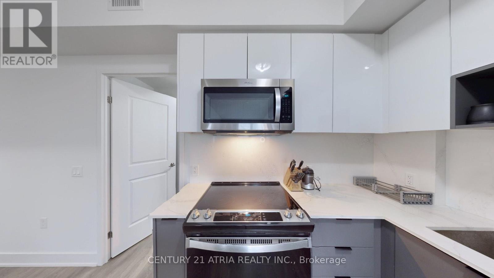 1209w - 202 Burnhamthorpe Road E, Mississauga, Ontario  L5A 0B2 - Photo 10 - W12546630