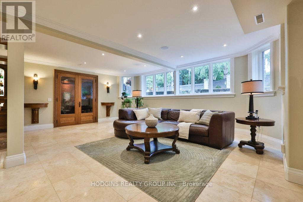 158 Harborn Trail, Mississauga, Ontario L5B 1A8 - Photo 30 - W12553106