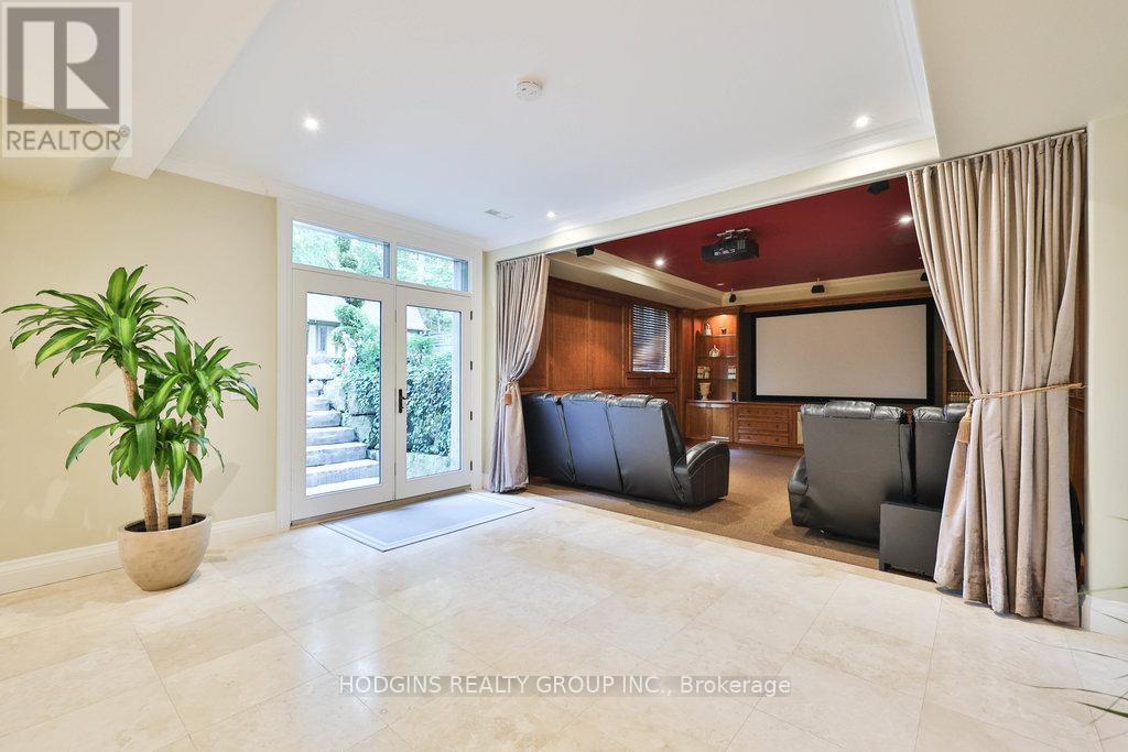 158 Harborn Trail, Mississauga, Ontario L5B 1A8 - Photo 32 - W12553106