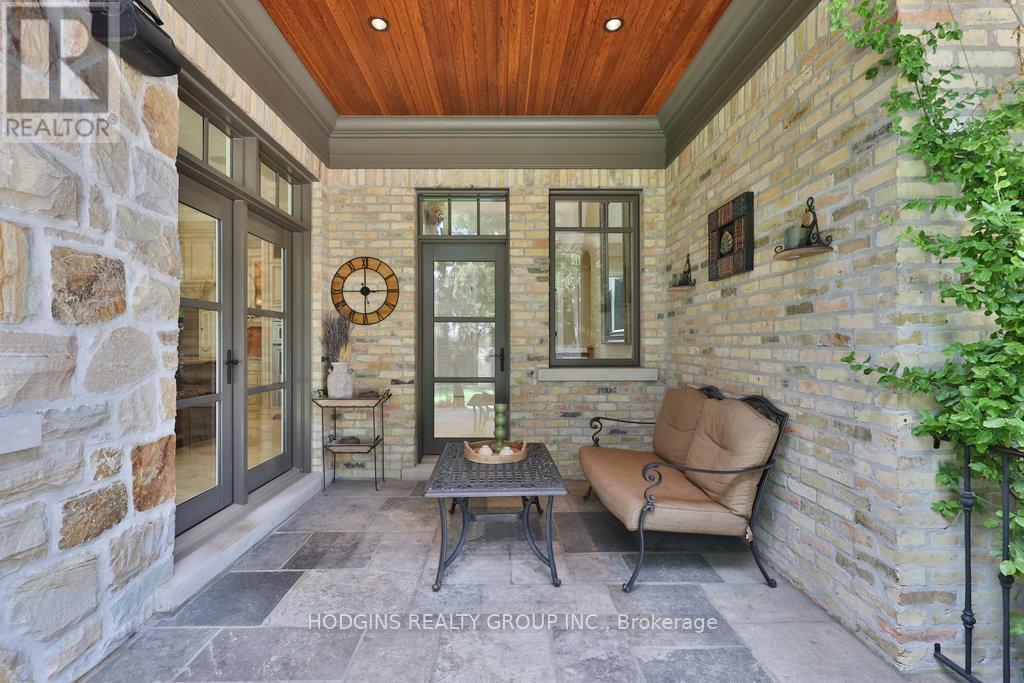 158 Harborn Trail, Mississauga, Ontario L5B 1A8 - Photo 44 - W12553106