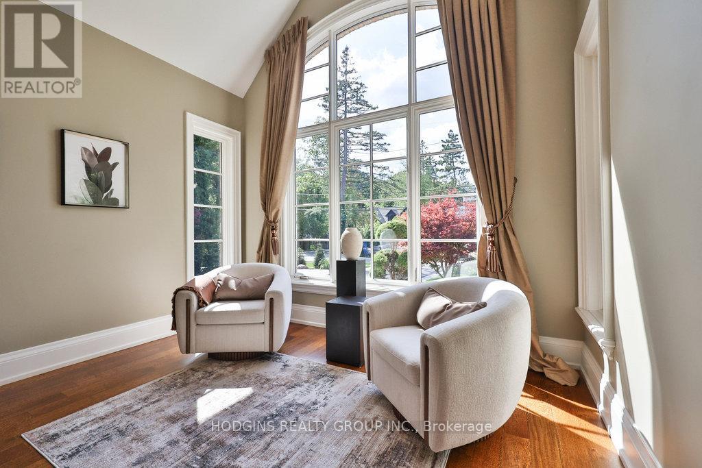 158 Harborn Trail, Mississauga, Ontario L5B 1A8 - Photo 9 - W12553106