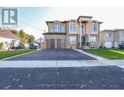 11 HILLCREST AVENUE, Brampton, Ontario