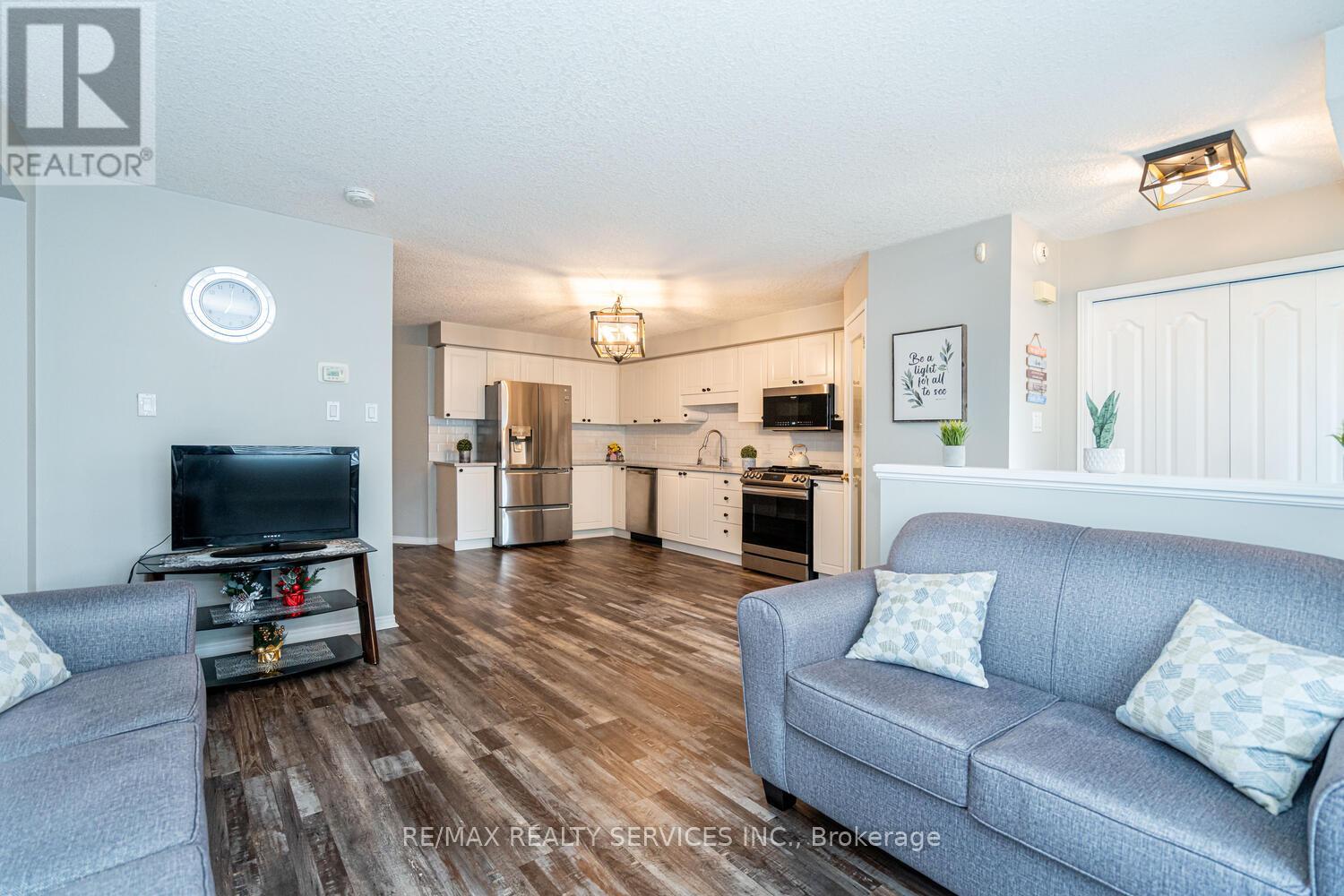 73 Montgomery Boulevard, Orangeville, Ontario  L9W 5H6 - Photo 17 - W12553116