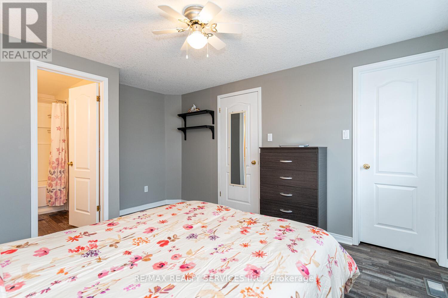 73 Montgomery Boulevard, Orangeville, Ontario  L9W 5H6 - Photo 26 - W12553116