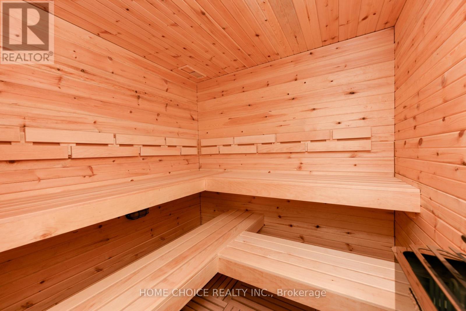 302 Tuck Drive, Burlington, Ontario L7L 2R1 - Photo 41 - W12553122