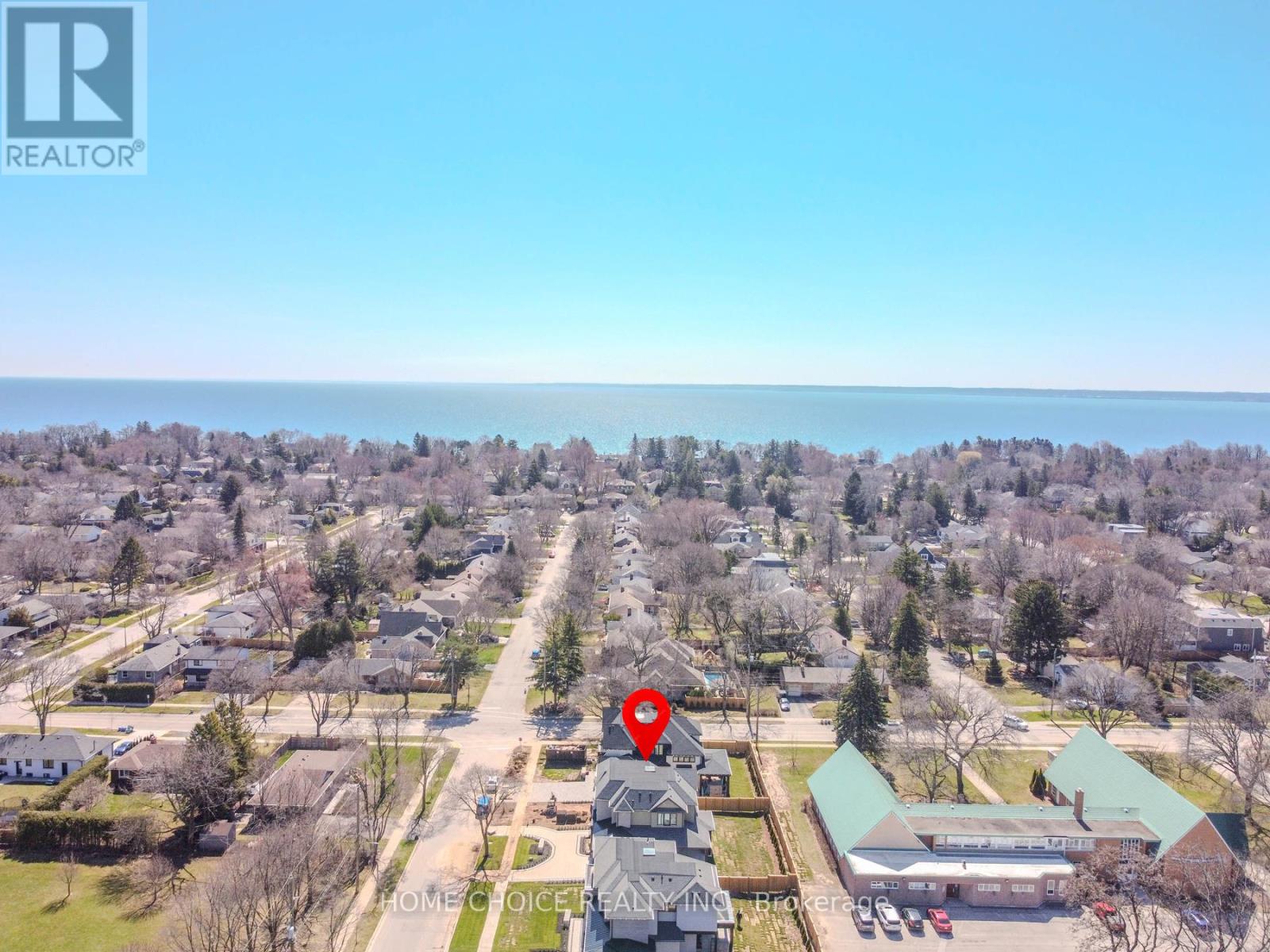 302 Tuck Drive, Burlington, Ontario L7L 2R1 - Photo 43 - W12553122