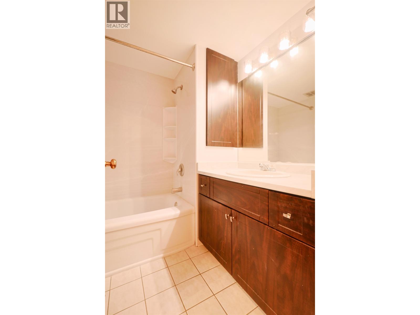 502 1750 Esquimalt Avenue, West Vancouver, British Columbia  V7V 1R8 - Photo 10 - R3068003