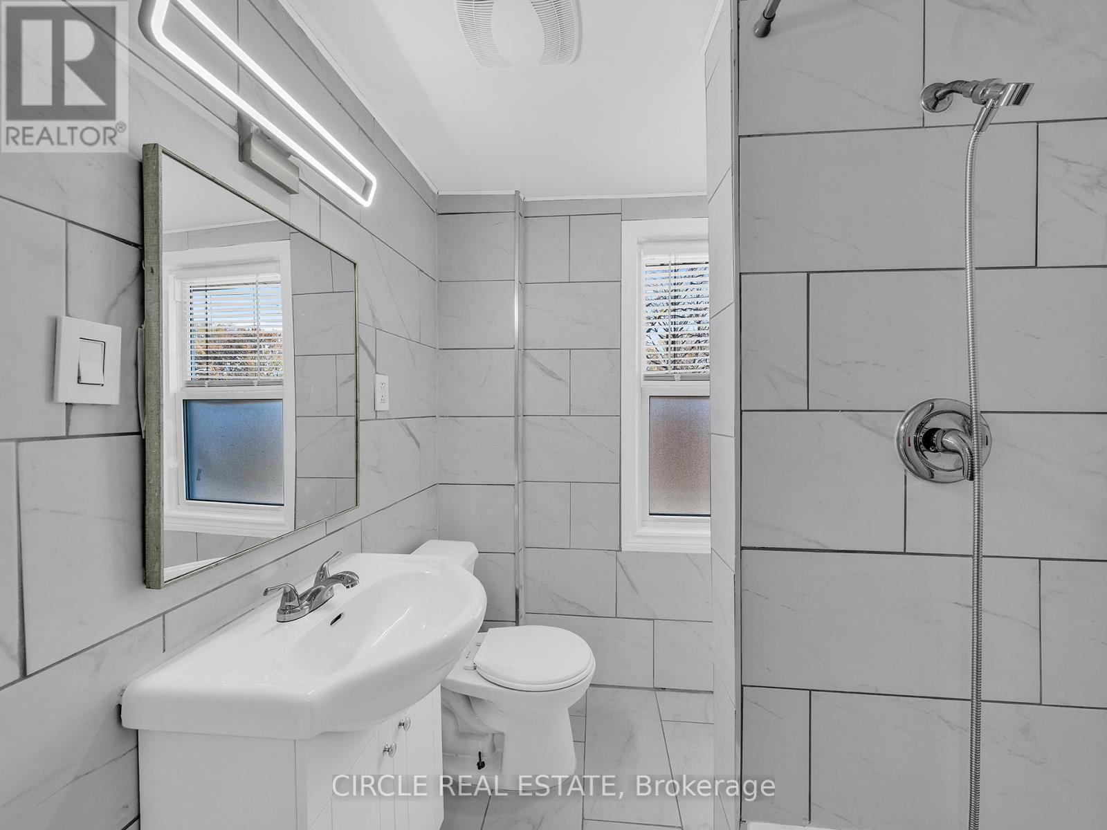 380 Rankin Avenue, Windsor, Ontario  N9B 2R7 - Photo 43 - X12553036