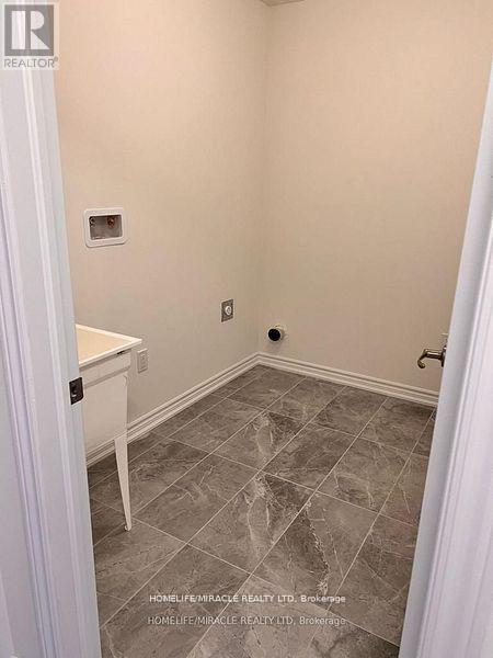 20 Tooker Dr N, Brant, Ontario  N3V 0B6 - Photo 9 - X12553108