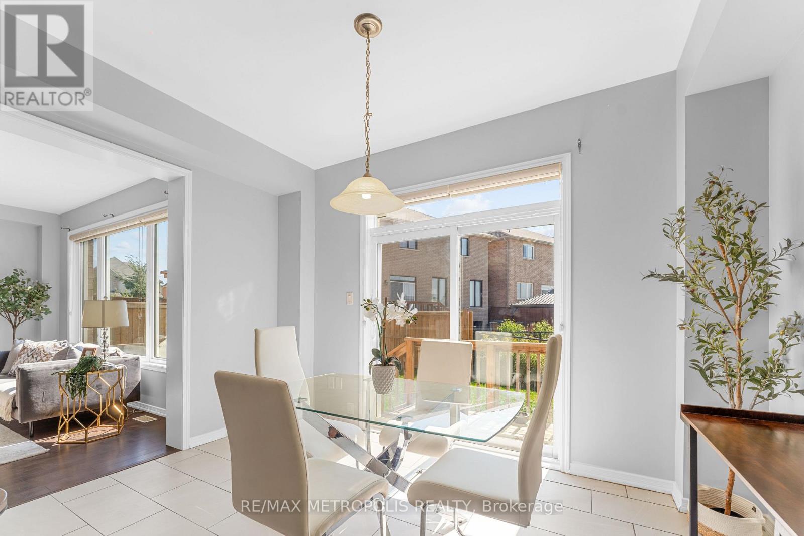 83 Longboat Run Road W, Brantford, Ontario  N3T 0P6 - Photo 11 - X12553110