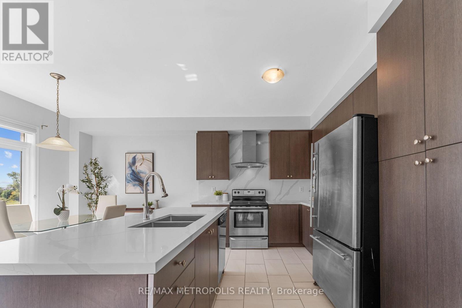 83 Longboat Run Road W, Brantford, Ontario  N3T 0P6 - Photo 13 - X12553110