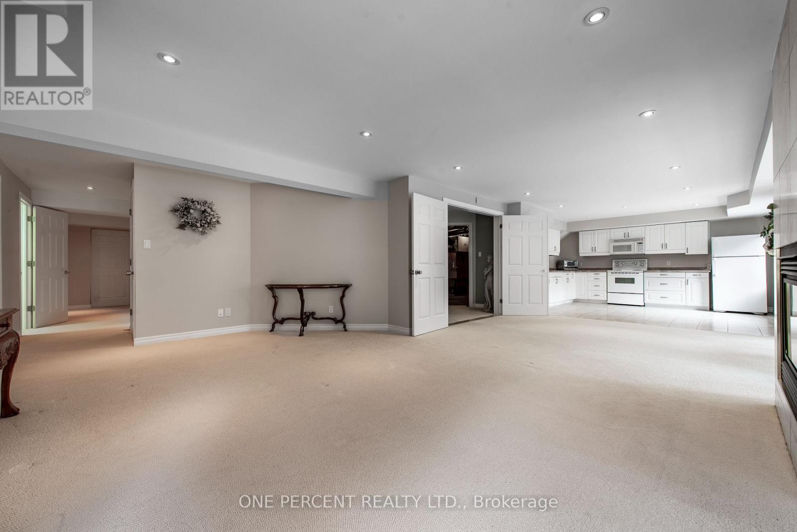 8 Trillium Court, Guelph, Ontario  N1G 4P8 - Photo 26 - X12553120