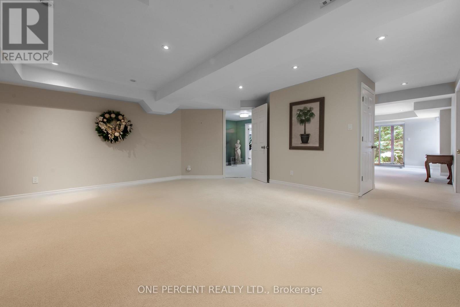 8 Trillium Court, Guelph, Ontario  N1G 4P8 - Photo 27 - X12553120