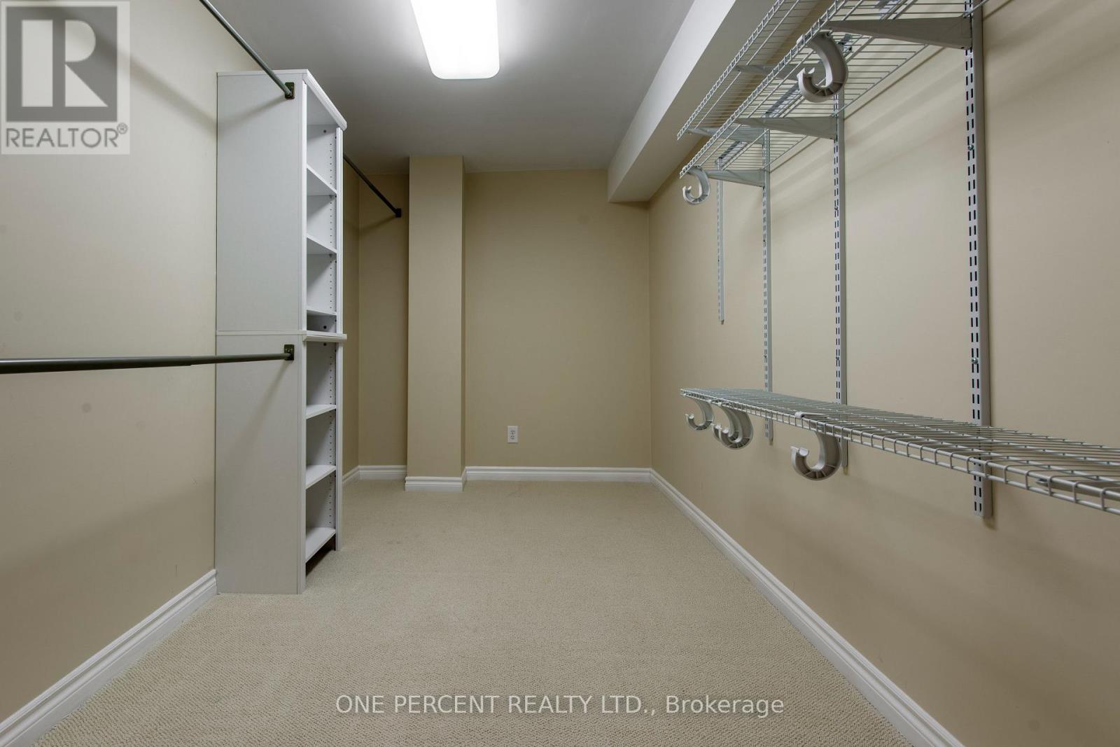 8 Trillium Court, Guelph, Ontario  N1G 4P8 - Photo 30 - X12553120