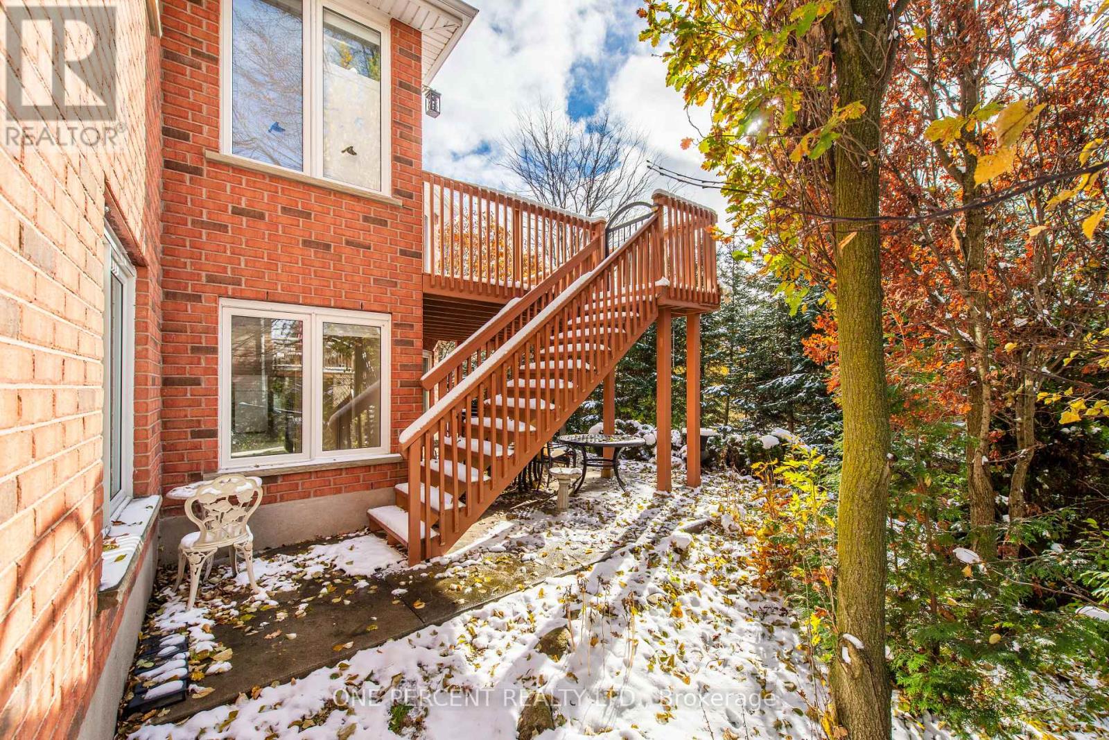 8 Trillium Court, Guelph, Ontario  N1G 4P8 - Photo 37 - X12553120