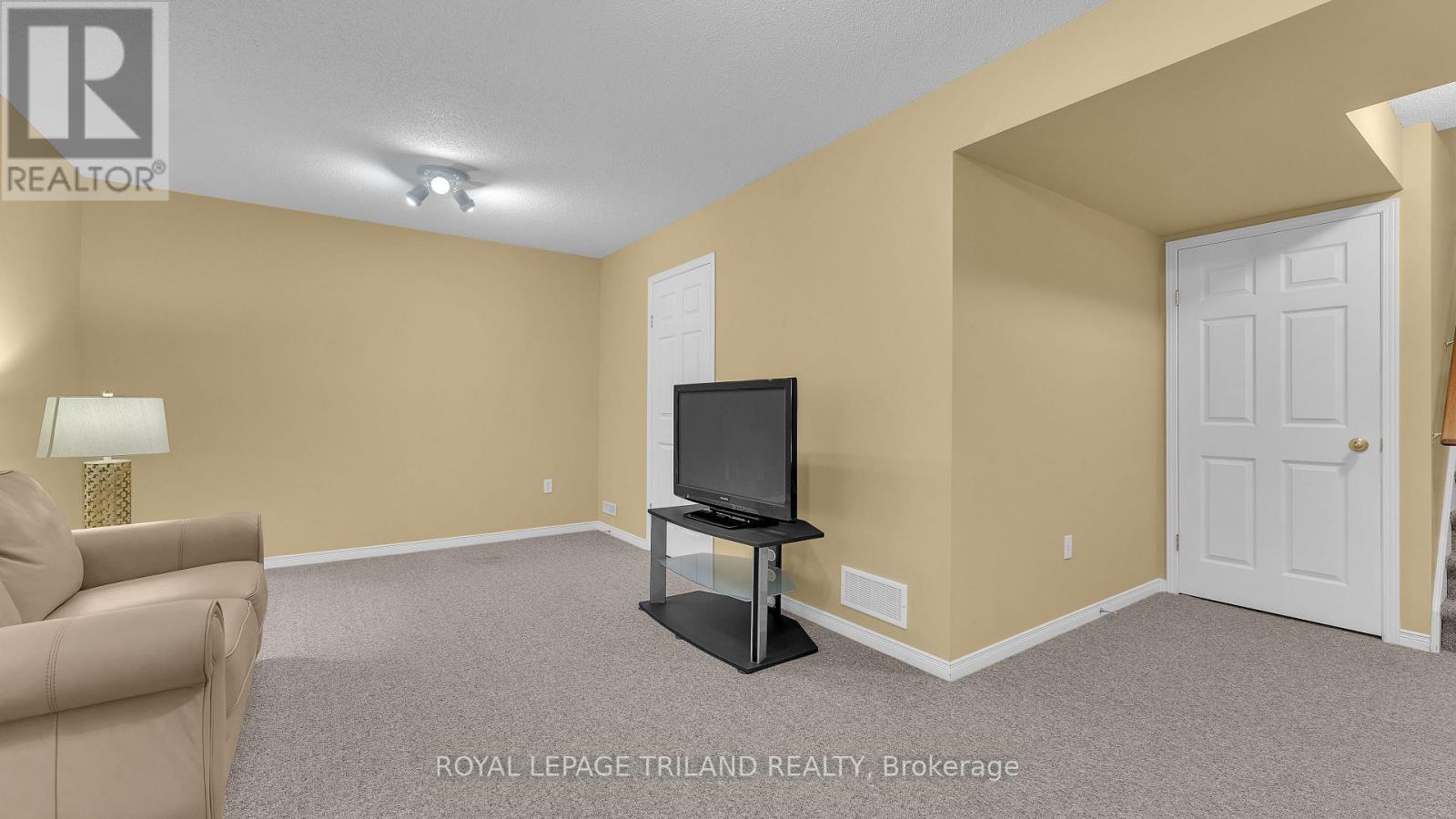 71 - 1921 Father Dalton Avenue, London North, Ontario  N5X 4S1 - Photo 21 - X12553180