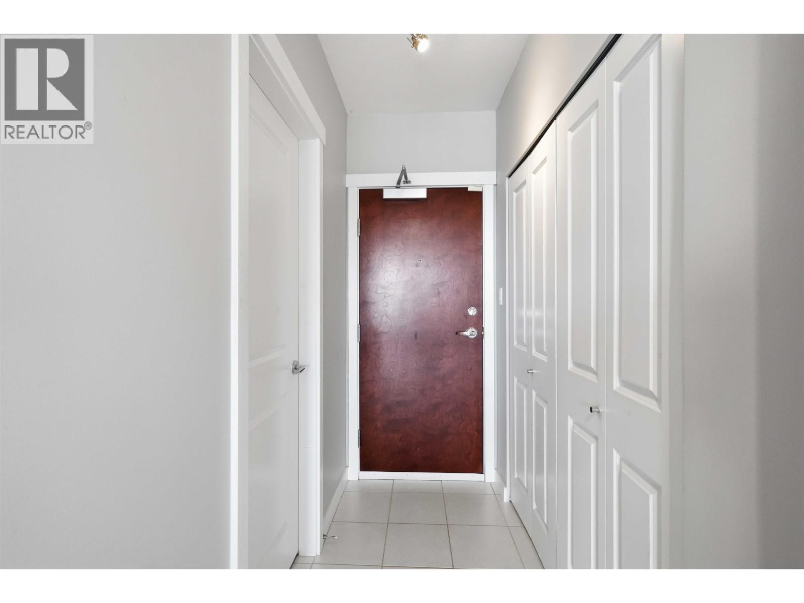 1107 9266 University Crescent, Burnaby, British Columbia  V5A 4Z1 - Photo 8 - R3068045