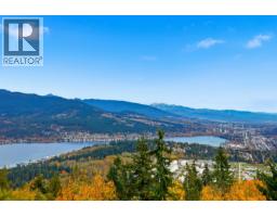 1107 9266 University Crescent, Burnaby, Ca