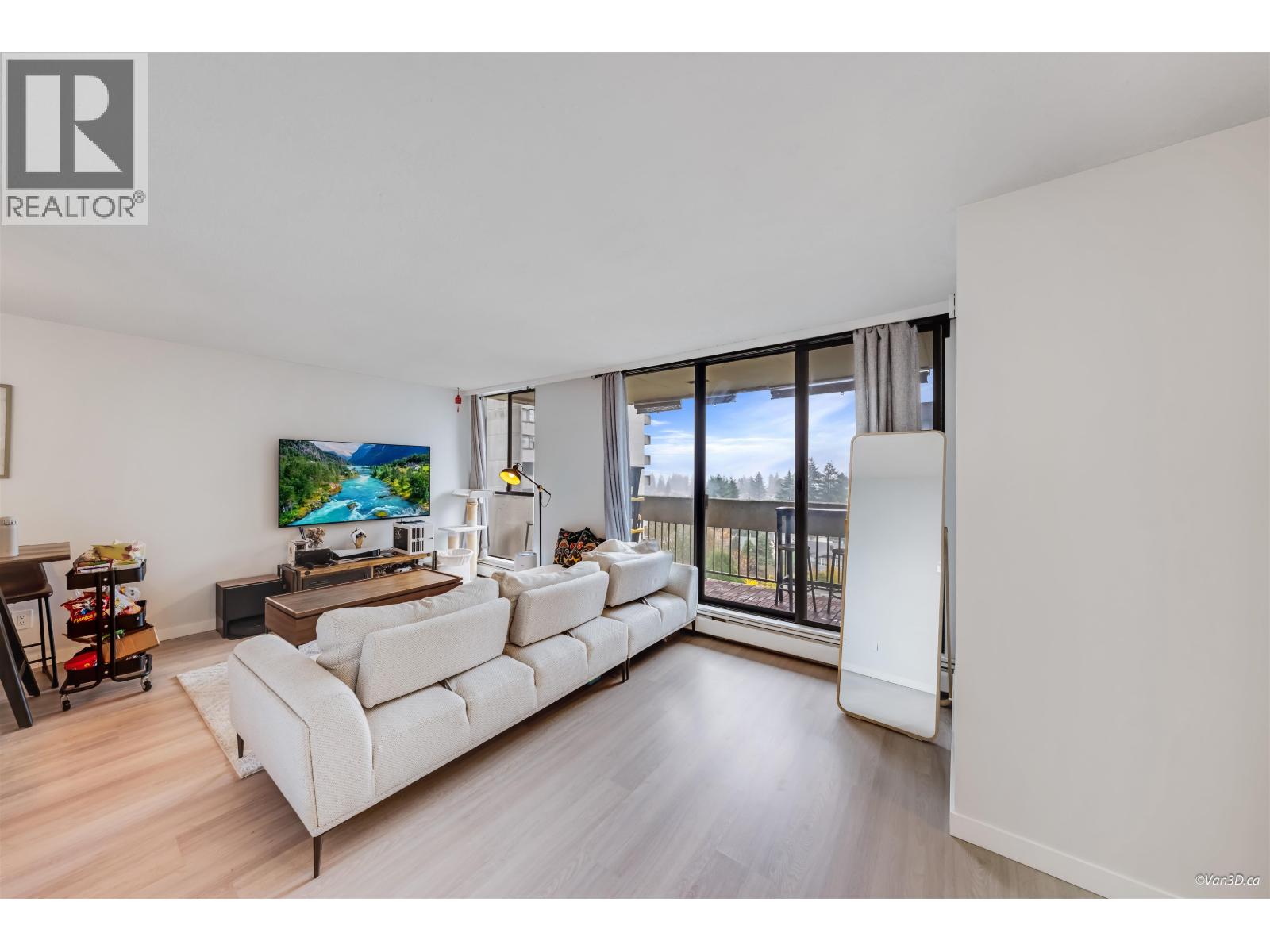 905 6689 Willingdon Avenue, Burnaby, British Columbia  V5H 3Y8 - Photo 11 - R3068054