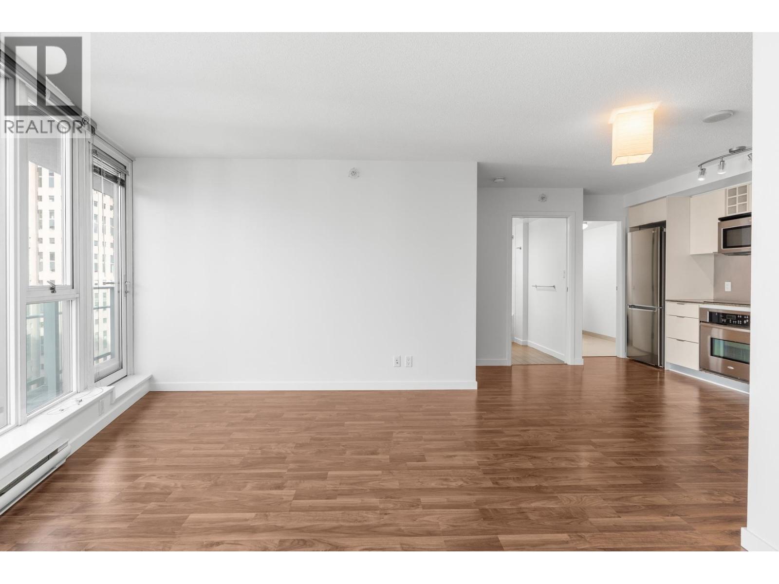 2210 233 Robson Street, Vancouver, British Columbia  V6B 0E8 - Photo 11 - R3068058