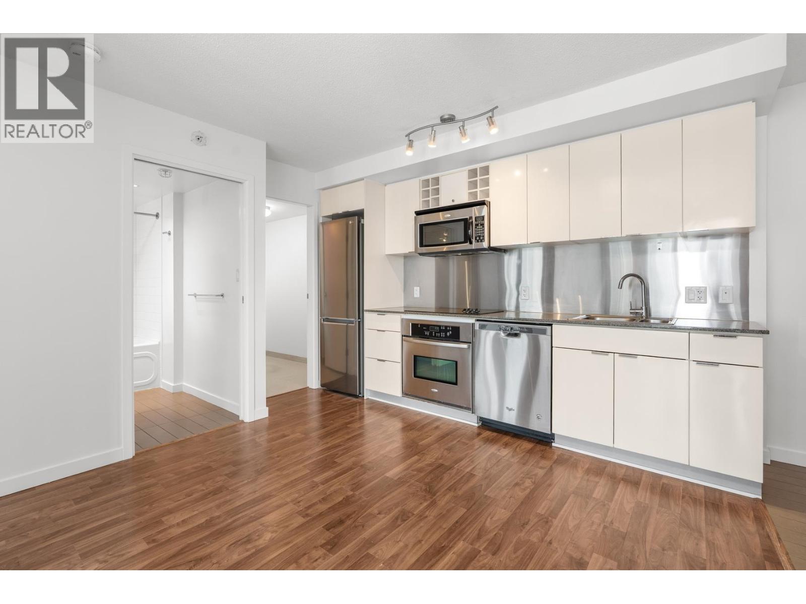 2210 233 Robson Street, Vancouver, British Columbia  V6B 0E8 - Photo 7 - R3068058