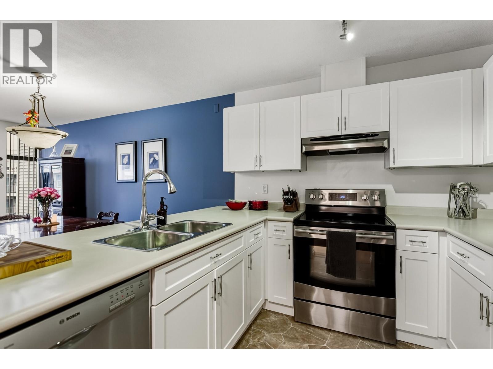 320 1220 Lasalle Place, Coquitlam, British Columbia  V3B 7L6 - Photo 14 - R3068072