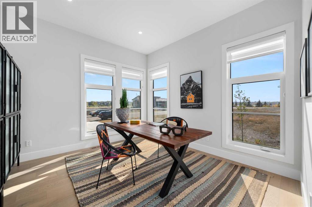 12 Monterra Rise, Rural Rocky View County, Alberta  T4C 0H2 - Photo 15 - A2260415