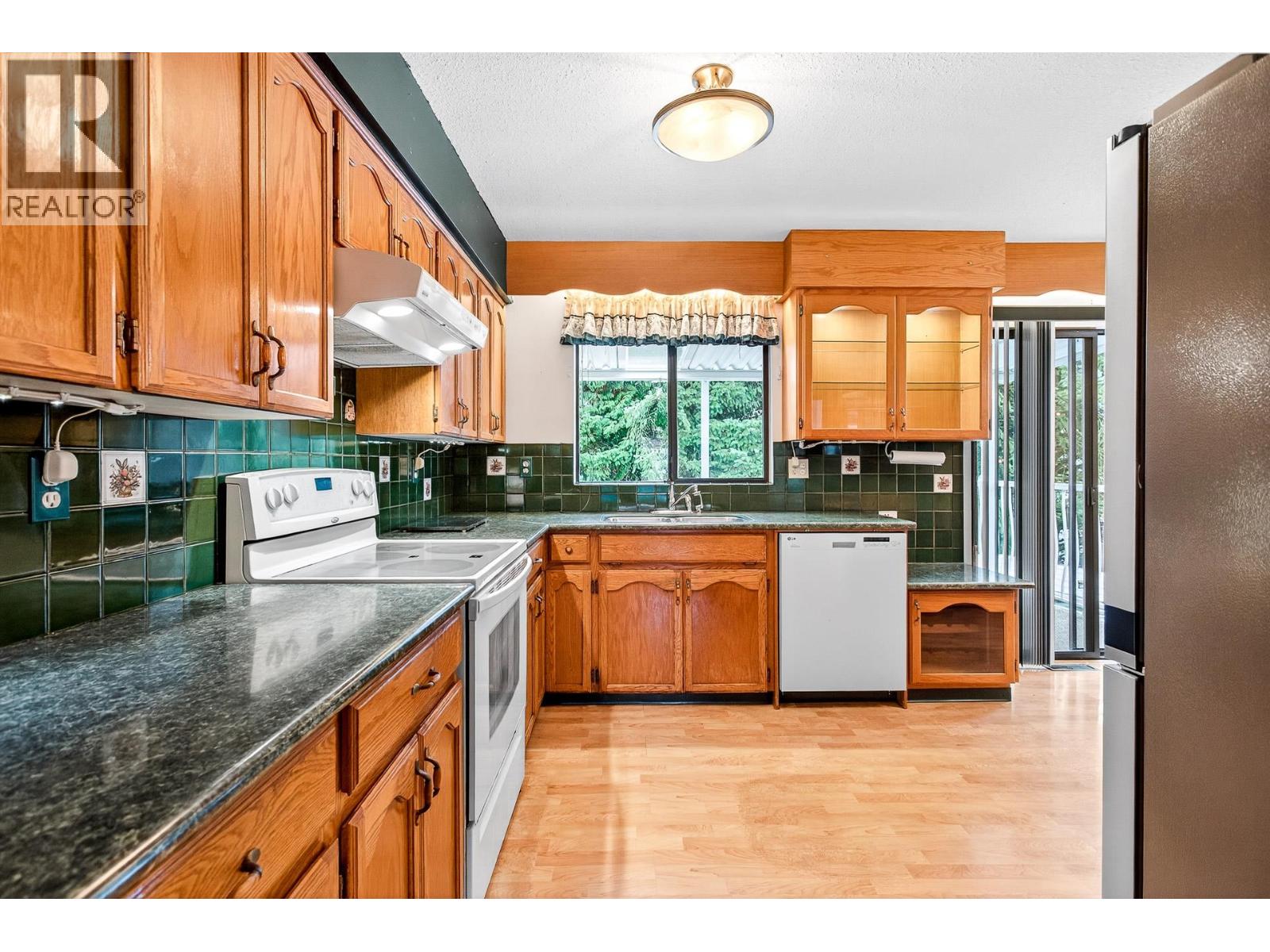 11918 Bruce Place, Maple Ridge, British Columbia  V2X 9E1 - Photo 11 - R3068044