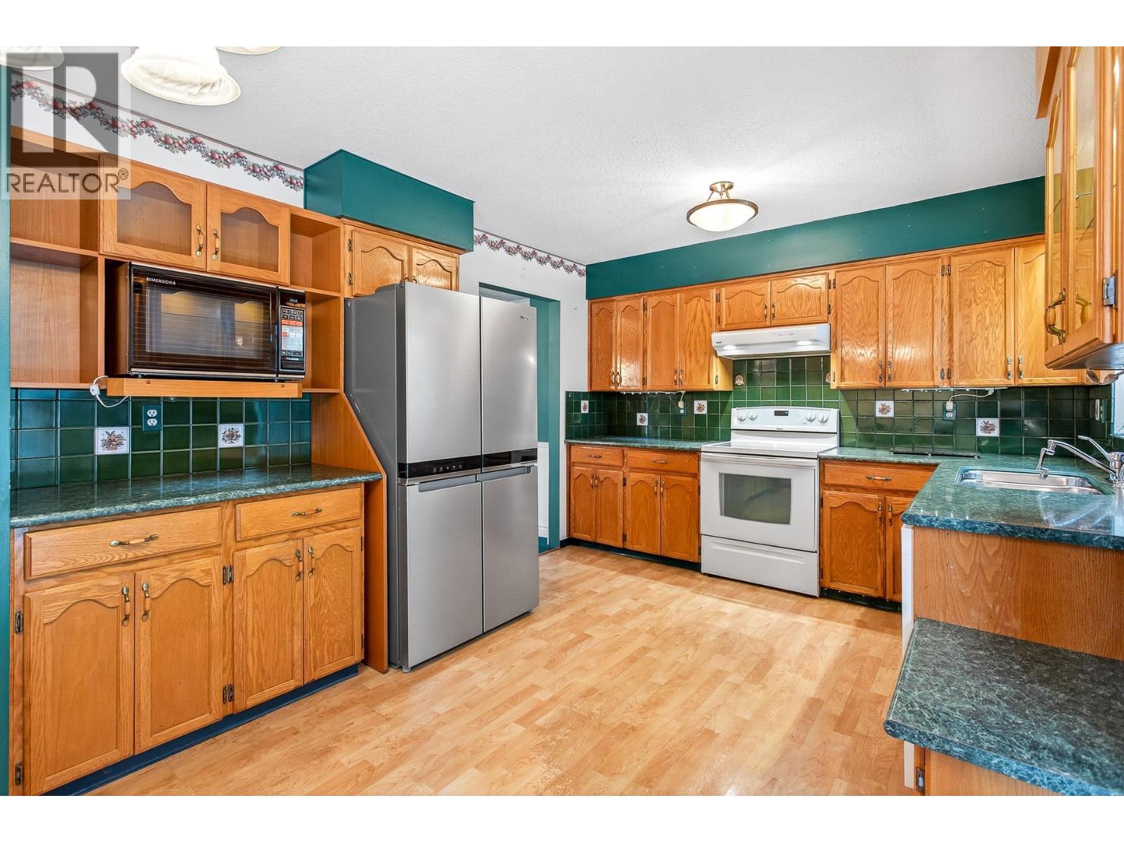 11918 Bruce Place, Maple Ridge, British Columbia  V2X 9E1 - Photo 13 - R3068044