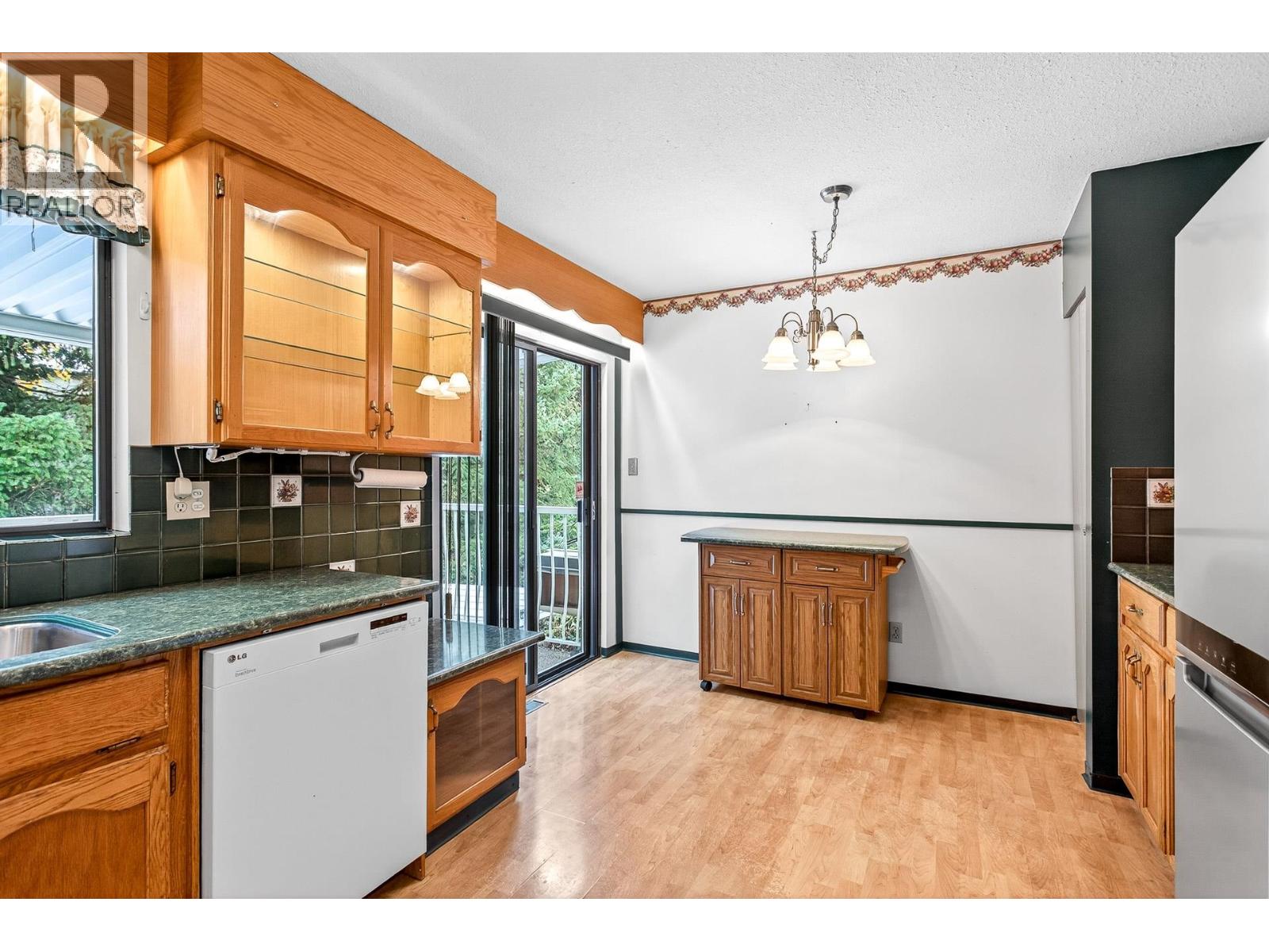 11918 Bruce Place, Maple Ridge, British Columbia  V2X 9E1 - Photo 14 - R3068044