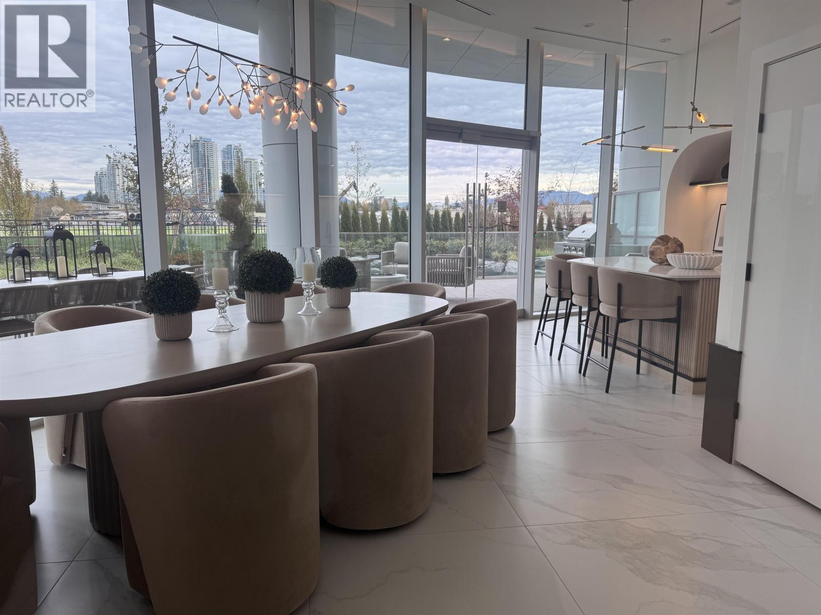 1605 7728 Park Crescent, Burnaby, British Columbia  V3N 0J4 - Photo 14 - R3068042