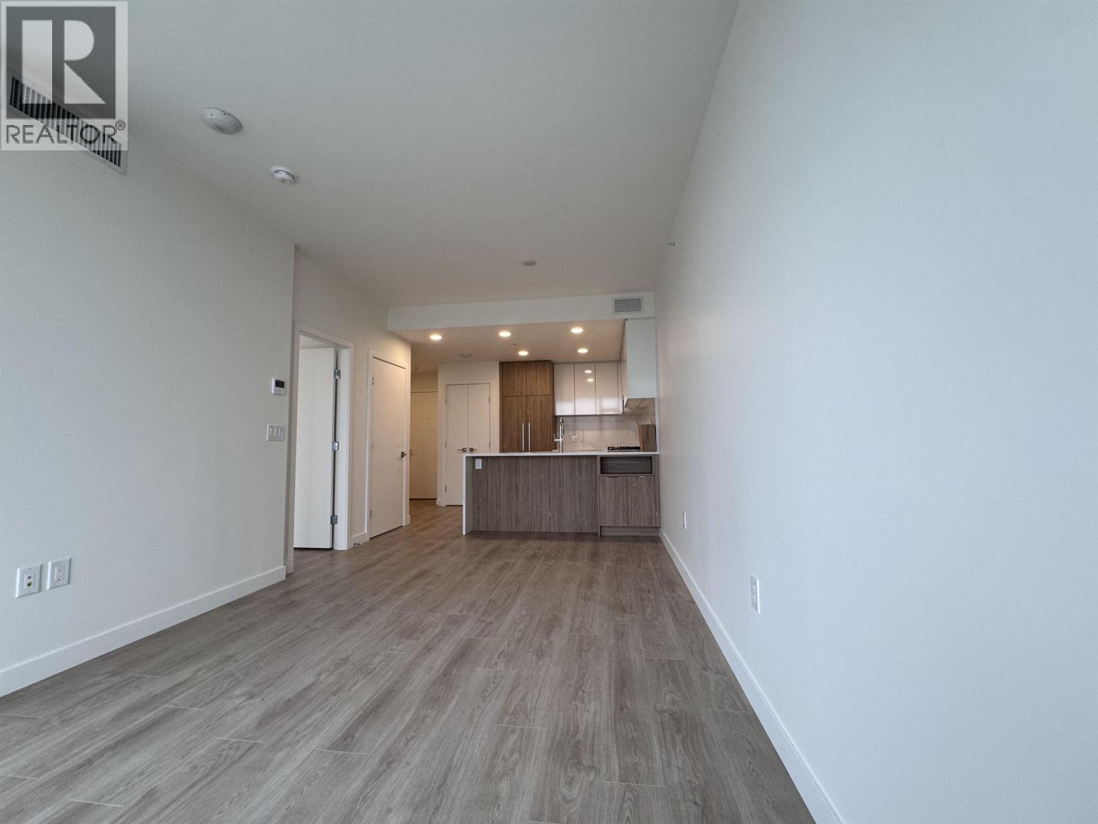 1605 7728 Park Crescent, Burnaby, British Columbia  V3N 0J4 - Photo 2 - R3068042