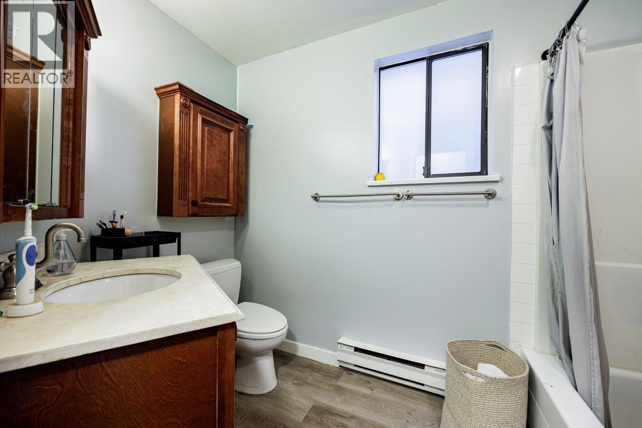 Gs 2271 W 3rd Ave, Vancouver, British Columbia  V6K 1L5 - Photo 18 - R3068052