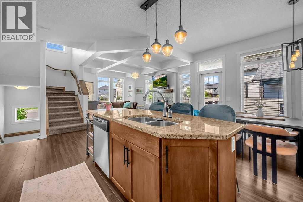 1186 Kings Heights Way Se, Airdrie, Alberta  T4A 0S4 - Photo 10 - A2270756