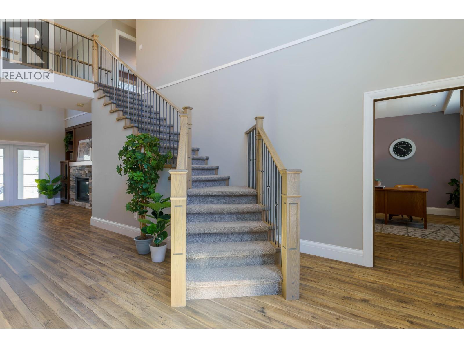 1055 Charland Avenue, Coquitlam, British Columbia  V3K 3K8 - Photo 11 - R3067994