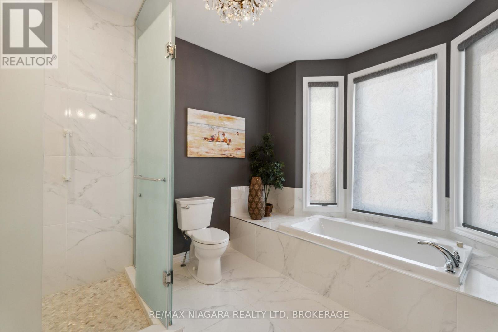 3555 Canfield Crescent, Fort Erie, Ontario  L0S 1S0 - Photo 15 - X12485250