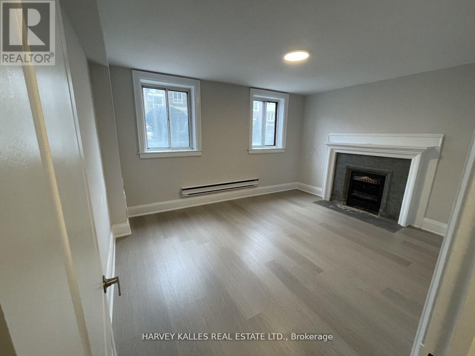 34 - 320 Lonsdale Road, Toronto, Ontario  M4V 1X4 - Photo 2 - C12553184