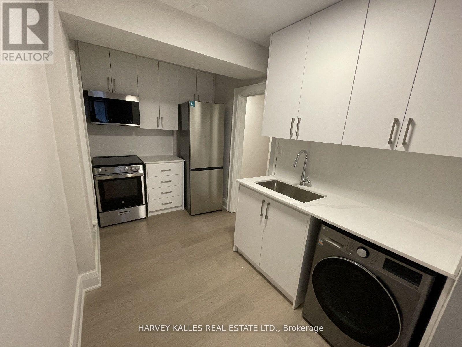 34 - 320 Lonsdale Road, Toronto, Ontario  M4V 1X4 - Photo 4 - C12553184