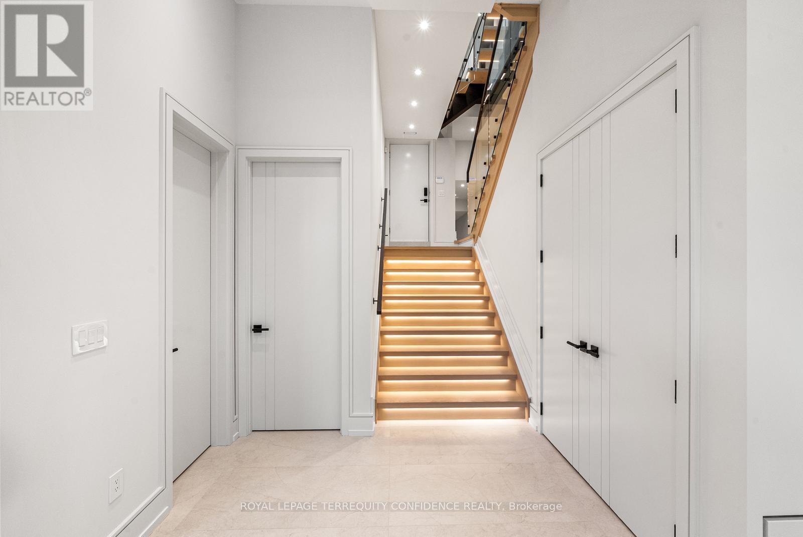 276 Horsham Avenue, Toronto, Ontario  M2R 1G4 - Photo 35 - C12553188