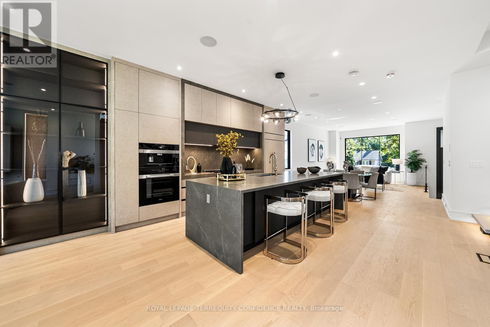 276 Horsham Avenue, Toronto, Ontario  M2R 1G4 - Photo 6 - C12553188