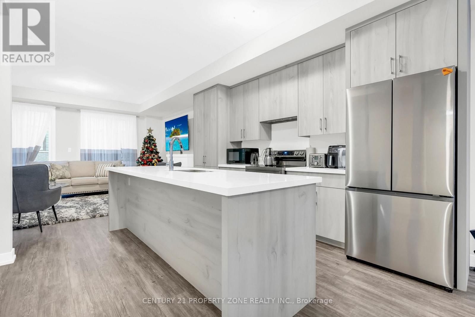 1317 Shevchenko Boulevard, Oakville, Ontario  L6M 5P4 - Photo 5 - W12553056