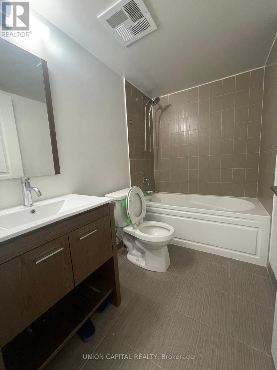 701 - 30 Meadowglen Place, Toronto, Ontario  M1G 0A5 - Photo 5 - E12553200