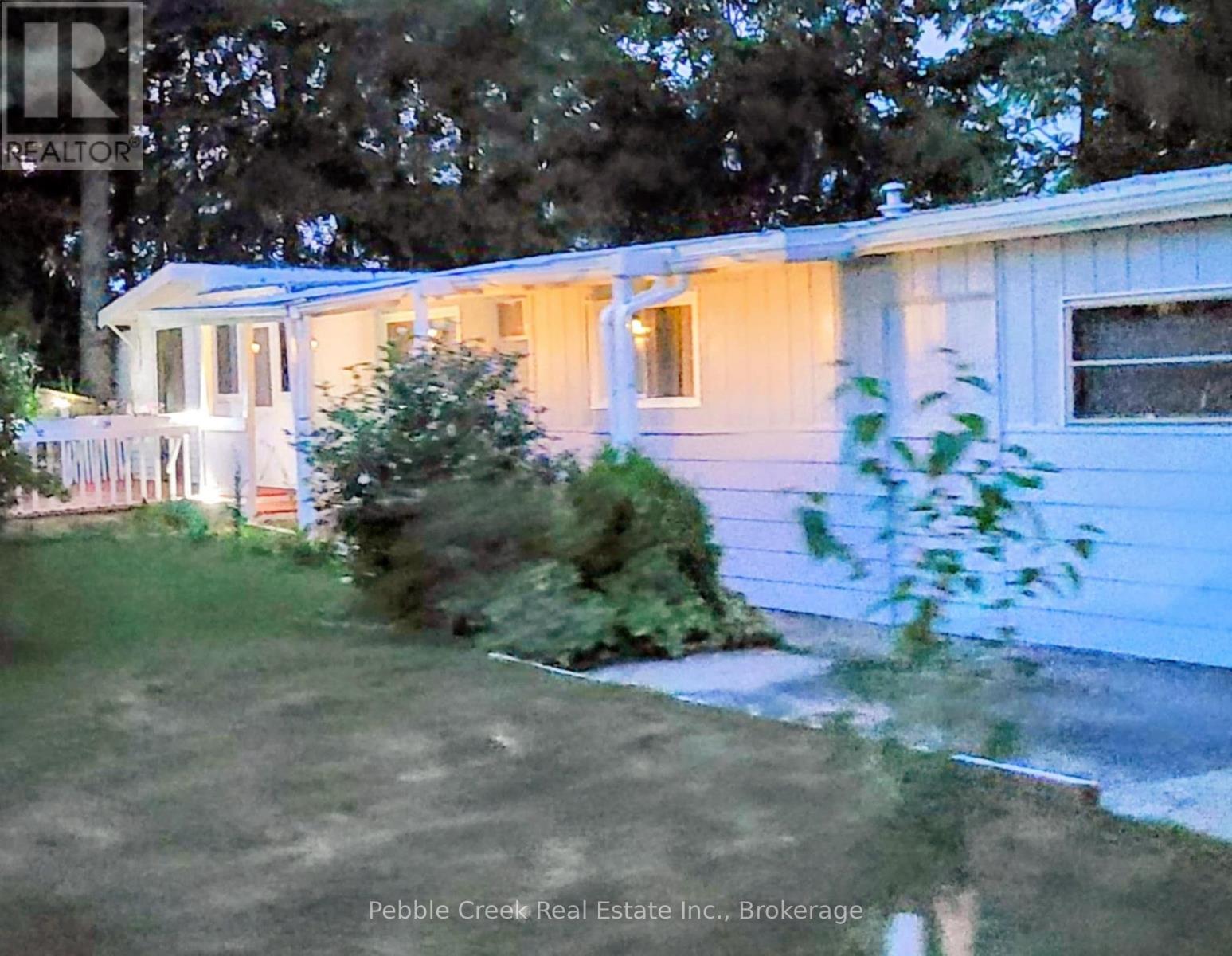 28 Sutton Drive, Ashfield-Colborne-Wawanosh (Colborne), Ontario  N7A 3Y3 - Photo 30 - X10779991