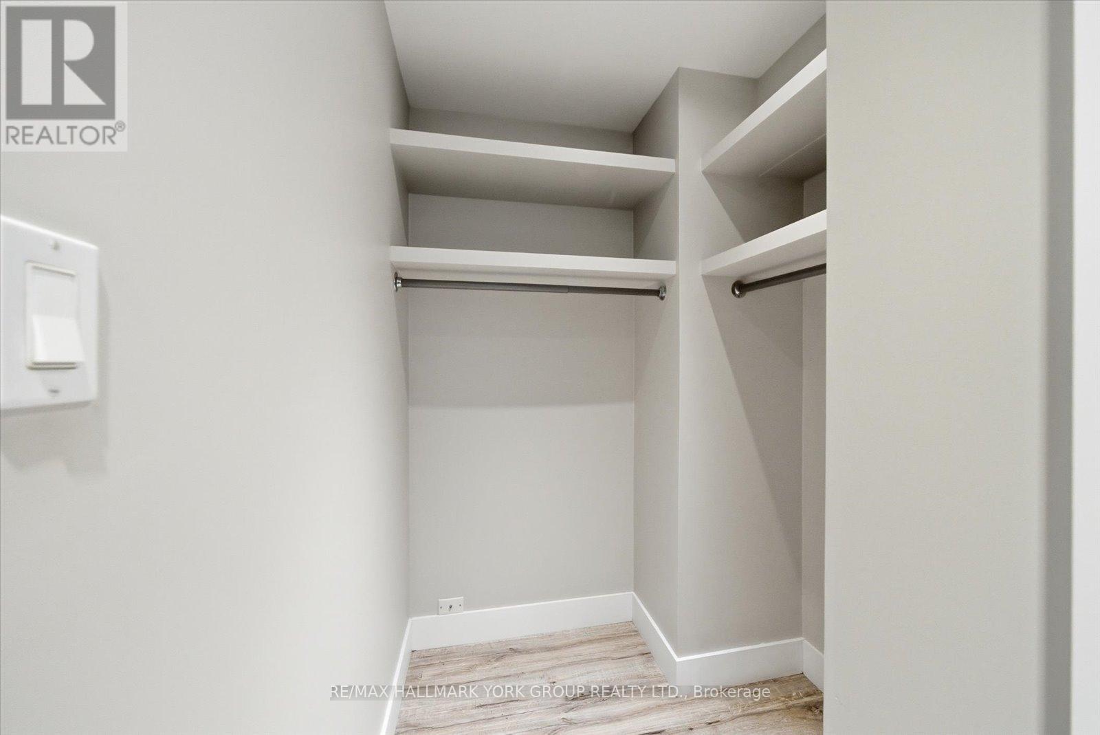 234 Billings Crescent, Newmarket, Ontario  L3Y 7Y7 - Photo 11 - N12553166