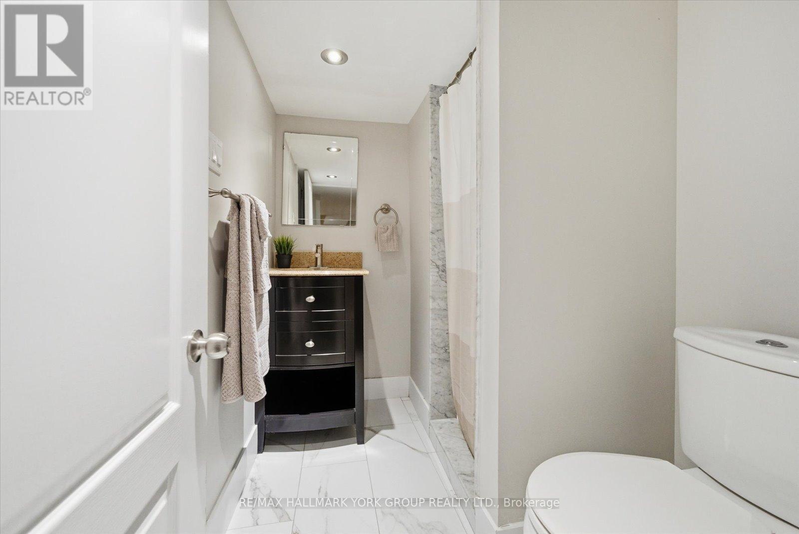 234 Billings Crescent, Newmarket, Ontario  L3Y 7Y7 - Photo 20 - N12553166