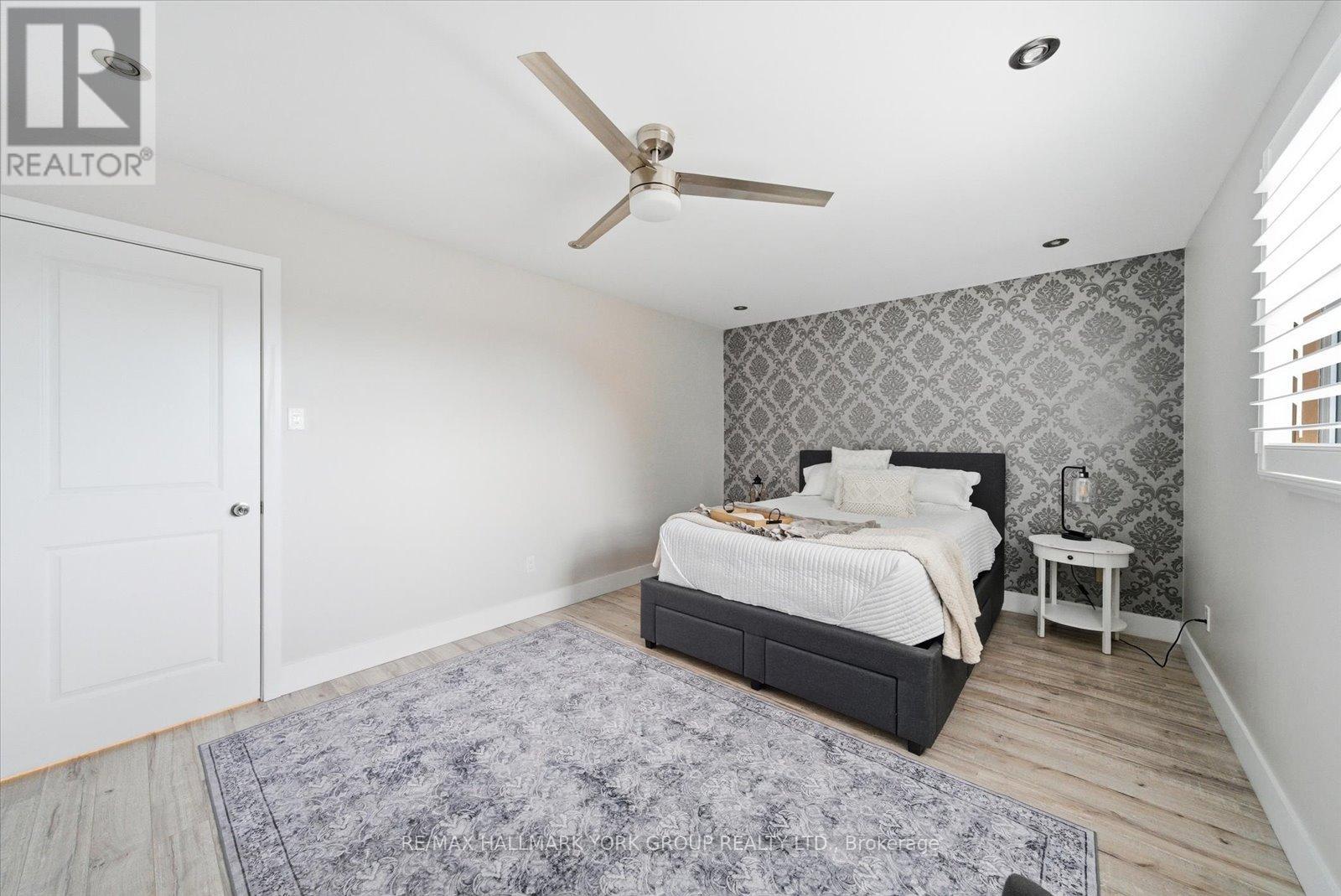 234 Billings Crescent, Newmarket, Ontario  L3Y 7Y7 - Photo 9 - N12553166