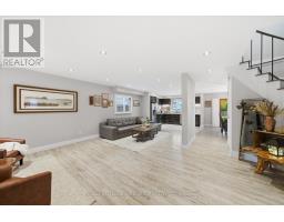 234 BILLINGS CRESCENT, Newmarket, Ontario